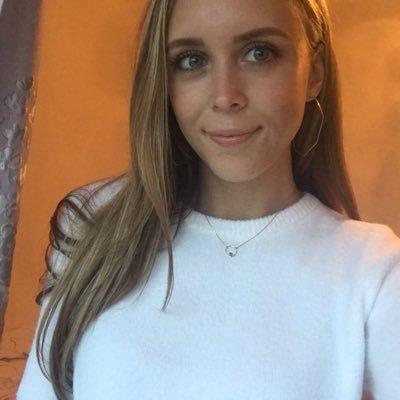 livvyd_'s profile picture. part-time football hooligan #saintsfc