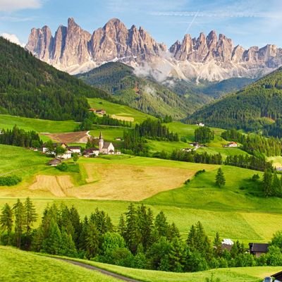 Msieur1tel's profile picture. On a pas tout ce qu'a Paris, mais on voit 300 fois le Soleil dans l'année 😎

#04 #TeamRural