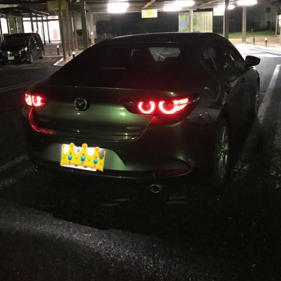 Suga Mazda3 先日ビビリ音についてツイートしたことろ 一部で誹謗中傷するようなコメントがありました 内容としては 神経質すぎる マツダの品質はそんなものといった感じです 私としては 車に見合った対価を支払っているなかで 気になっている