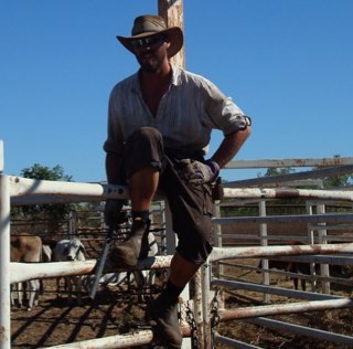 whittle100's profile picture. 