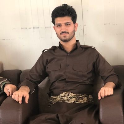 ArifSyan's profile picture. Facebook.    عارف تیفور سیان       Instagram.     arif_taefur_syan          Snapchat.      arifsyan                          Viber.          +9644188332