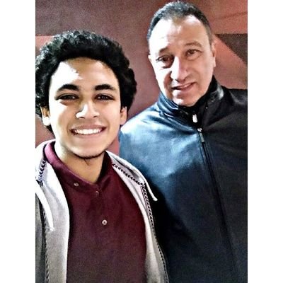 انتصر اذا استطعت و انهزم إذا اضطررت .. و اياك ان تنسحب ابدا ❤️💪🖐️
الله .. الوطن .. الاهلي .. الريال .. تشيلسي ❤️❤️💙🦅