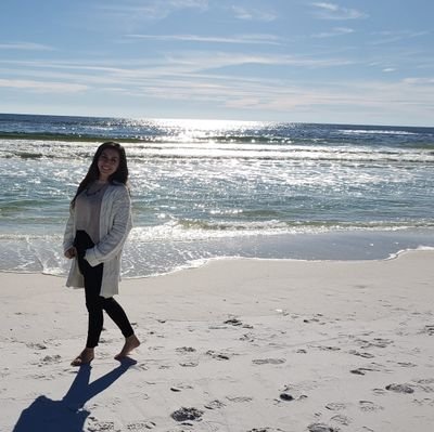 mrs_rose_k1's profile picture. 🍎K-1 Teacher👩‍🎓 @UMSL 🇨🇱 Chilean