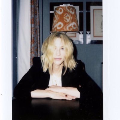 Cate fucking Blanchett ✨ 22 🎓 Artist 🎨 cat mom 🐱