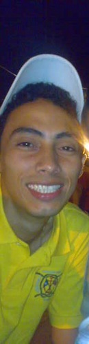 AndreeSanntanna's profile picture. Acadêmico de Com. Social com habilitação em Publicidade e Propaganda. Cheio de muitos DESAFIOS, transformando-se em muitas e muitas OPORTUNIDADES.Amor dos pais!