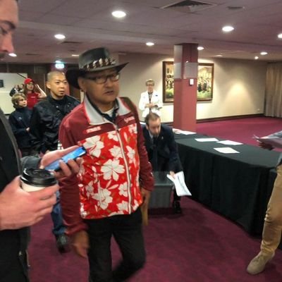 PaddyMoloney9's profile picture. feeling warm and bright