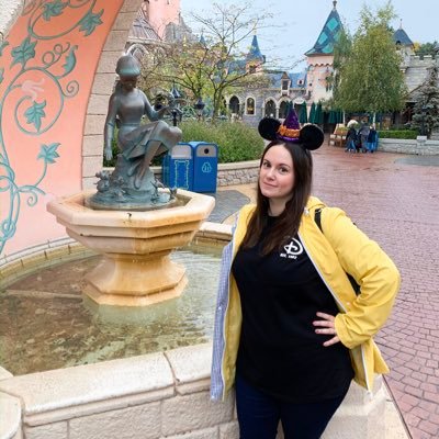 🏰 Disney Addict | 💍 Wife | ☕️ Coffee Lover | 🏋🏻‍♀️ Fitness Dabbler