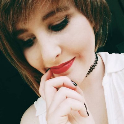 LaurieLarivier2's profile picture. This a simple person