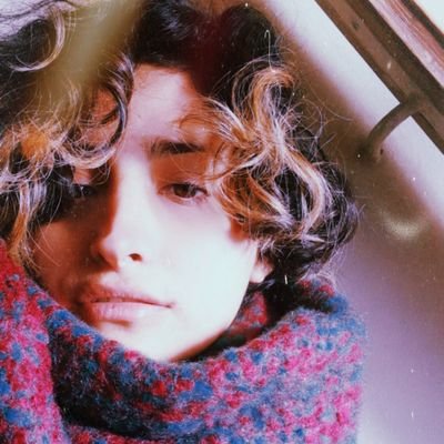 ChicoriaA's profile picture. Licenciada en Biología