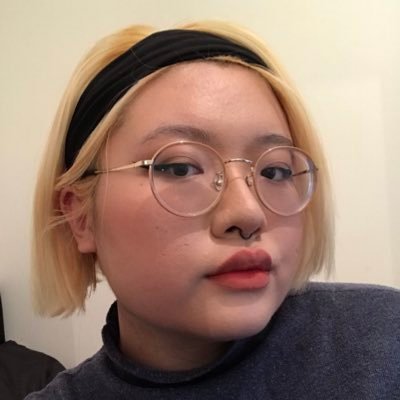 y00ey's profile picture. 