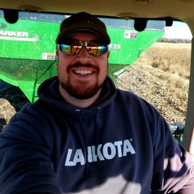 Sales Technician for LANKOTA. Farm boy at heart. SE South Dakota. Sonne Farms