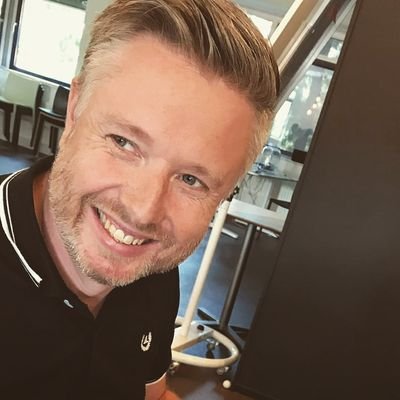 Head of Marketing at DNZ & Senior RevOps Consultant at Leadmeister. Enjoys creativity, innovation, technology, marketing. Most of all dad and husband.