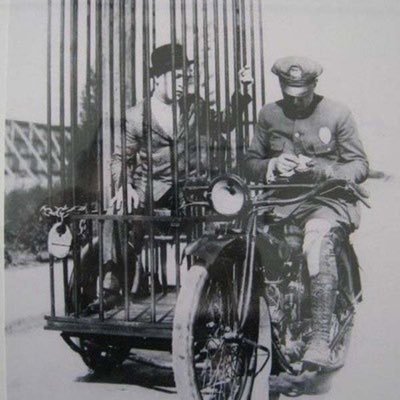 punkmito's profile picture. bite me