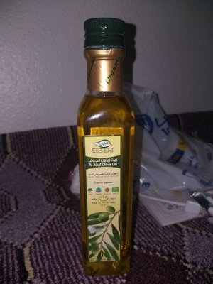 شاب يمني٢٨/١٧٢/٦٠مقيم بالرياض+وتساب@0595083810