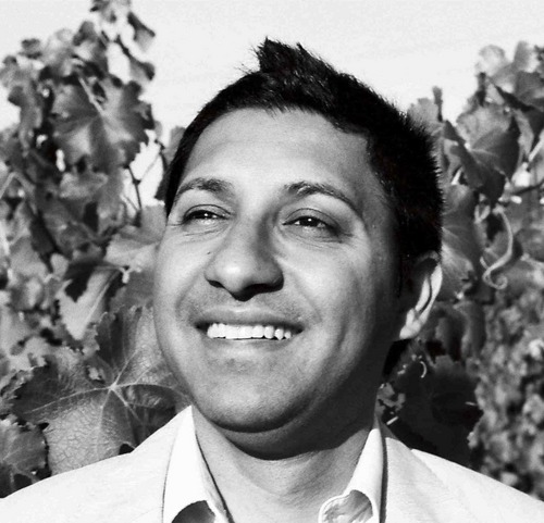 Director / Winemaker Domaine Simha - Wine navigator  http://t.co/2cqy5IrO9X  Also @matchboxwineco http://t.co/0ByjObPmYY