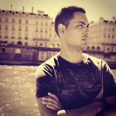 Paris ne peut pas être autre chose que Grand 🇷🇪
Made in Réunion Island
Passionné par le Psg⚽🗼
Les Randos, les voyages.
Spécialiste vente immobilière