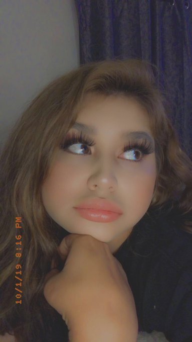 I get mad easily , and dont take shits from no one
If you know me better you would see im nice and a lovely person to have as friend
Im Jovial