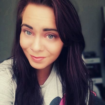 Self-published writer, English and Creative writing student at USW, Mamma bear, maid, sandwich maker, obsessive compulsive floor mopper and all that jazz