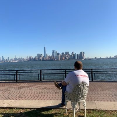 drummer_guy98's profile picture. Hello, I'm Gavin Newton. I'm usually selling games or geeking out. Let's see what we can do this year! ~Float on~ Jasmin 🤍