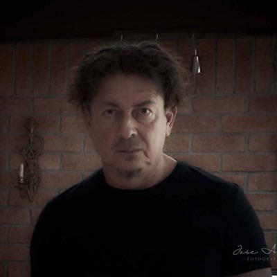 franar's profile picture. no tengo familiares en mi TL así que acá escribo las cosas más ácidas y lo que me ronque. No siempre soy lo feo que puedan pensar al leer mis tuits