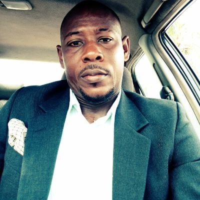@Infographiste / @Community_manager
CEO à Studio Ghost /homme d'affaires/ Homme de Dieu