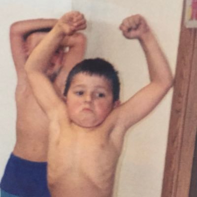 MuffPistol's profile picture. Somehow cousins with Alex Maceil