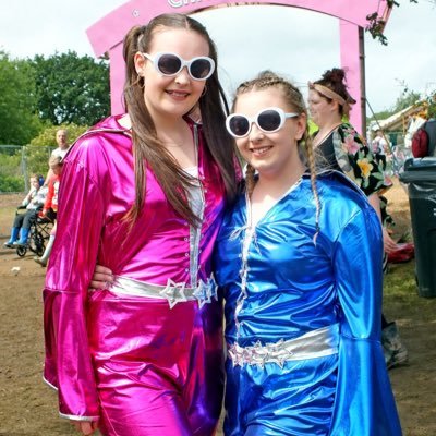 Mamma Mia Tribute 🎼 Two part harmony duo 🎤 Isle of Wight🇬🇧 Formed - May 2019