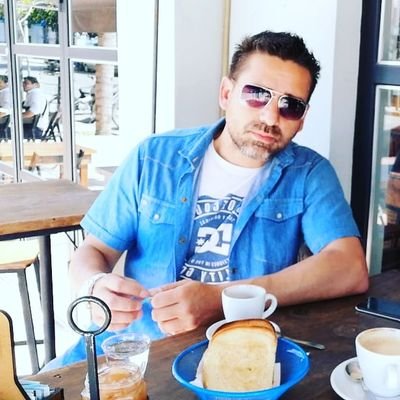 Gerente de Retails, 20 años de Experiencia en el sector