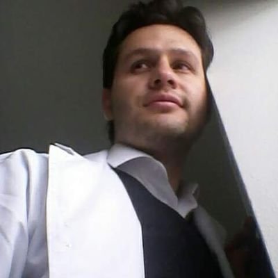 Bibliotecológo. Medical librarian, man with huge heart looking for inspiring contacts, friends a new ideas.