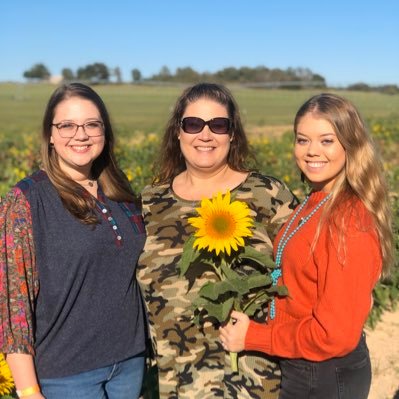 JessyeRenee_'s profile picture. 