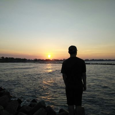 fakhriyuda's profile picture. Konsisten