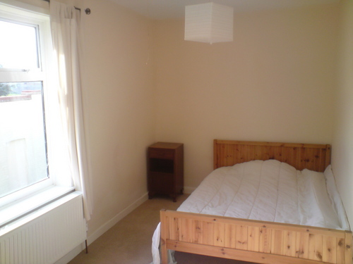 2 bright dbl rooms available for rent Lowestoft - near beach, £87 and £102 pw incl!