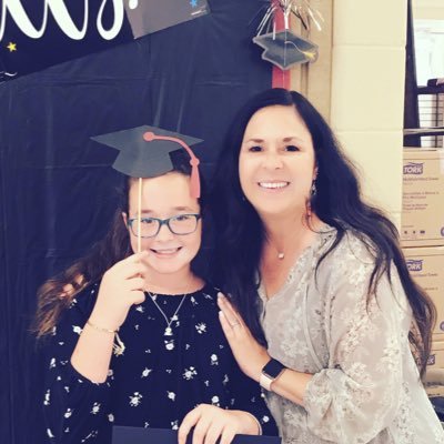 MeaganLeeKelle1's profile picture. Wears many hats....Sophie Claire’s mom, mainly.