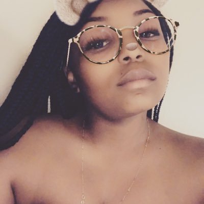 Porsche33210118's profile picture. Mother of two six year old girls twins