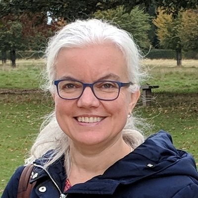 Michelle Hunter. Professional genealogist & family historian in Lincoln, Lincolnshire, UK. Linguaphile, book collector, cat lover and history fan!