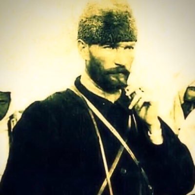 ABicmen's profile picture. eğer 5 yıl sonra önemli olmayacaksa üzülmek için 5 dakikadan fazla zaman harcama.