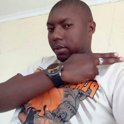 GMwalyo's profile picture. politics