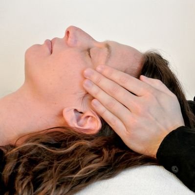Relaxogue et Reikiologue. Accompagnement adapté et personnalisé face au STRESS. https://t.co/5ICpliJTp0