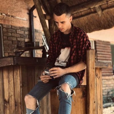 Heinxiety 'Hein' South-African rapper, singer and songwriter. Known for post-emo revival style hip hop and rock music.