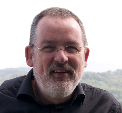 fcatau's profile picture. Actief, politiek en vernieuwend