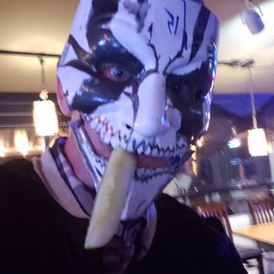 wslyons00's profile picture. Artistic genius/Social idiot
I don't know what I'm doing😳😅 But it's fun and sometimes funny😅
Comedic Rational Psychopathy
 For The Insanely Stable🤪