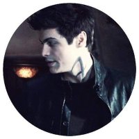 Alec Lightwood. (@applebottombow) 's Twitter Profile