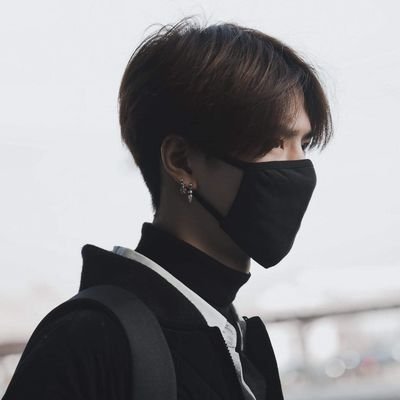 นายเติ้ล บุรุษน้อยสอยมะม่วง