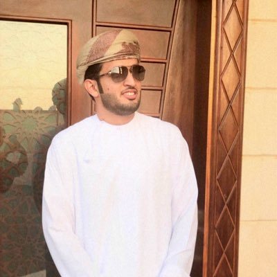 يا واهب الأرزاق، افتح لنا أبواب رزقك، و يسر لنا أمورنا، و فرج همومنا .