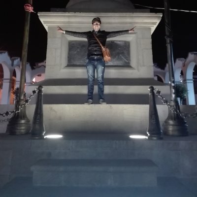 yo no nesecito encajar
yo nesecito sobresalir.....!!!!