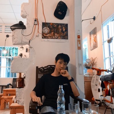 NhatChau8's profile picture. 