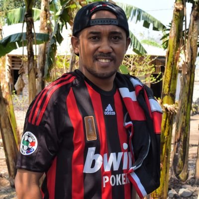 Cari saja di @MIbasisAlor ...
FORZA MILAN (|||+)
Tu Sei Tutta La Mia Vita | Kamulah Semua Hidup Saya