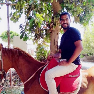 AhmedCa98326162's profile picture. ثقة في الله فوق النجاح