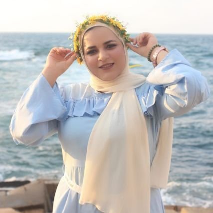 اصدق نفسي ف كل شئ احلم به 💚🌠🌠
واحعل لنفسي ركنا ف قلبي لتحقيق احلامي 🌼