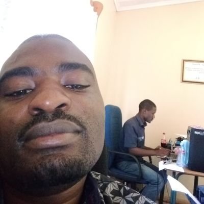 IzumboSimon's profile picture. i love reading books